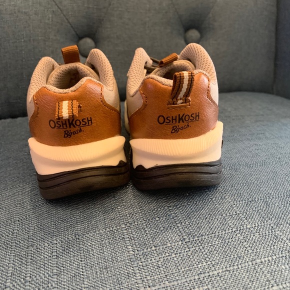 Toddler boy size 5 shoe - Picture 4 of 4